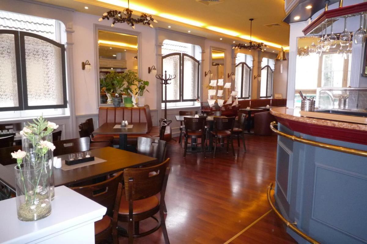 Doppelzimmer Brunch, Direkt Am Alten Strom Rostock Ngoại thất bức ảnh